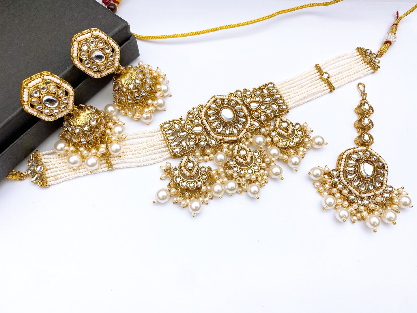 Choker Set
