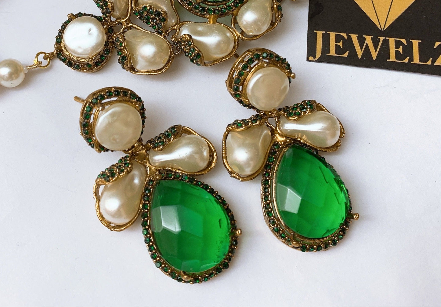 Necklace set