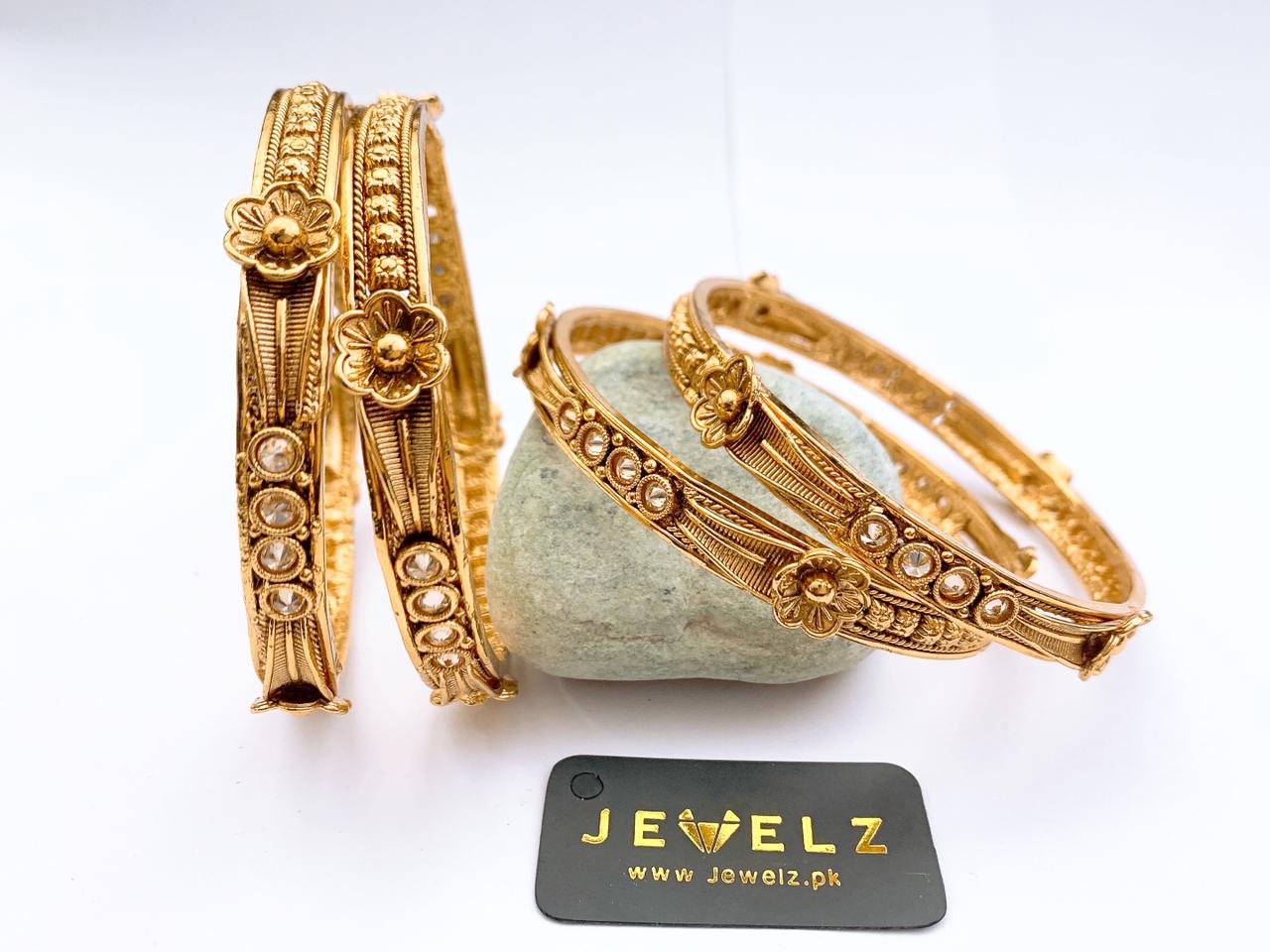 Bangles set