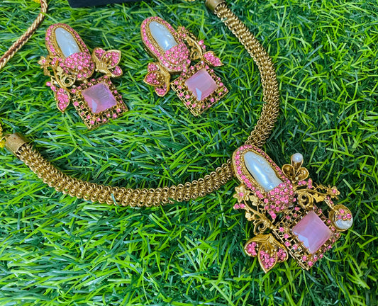 Necklace set