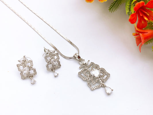 Locket set (With Chain)