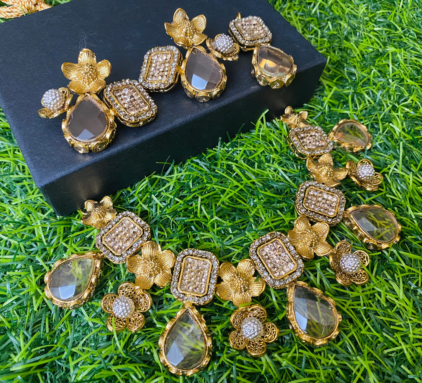 Necklace set