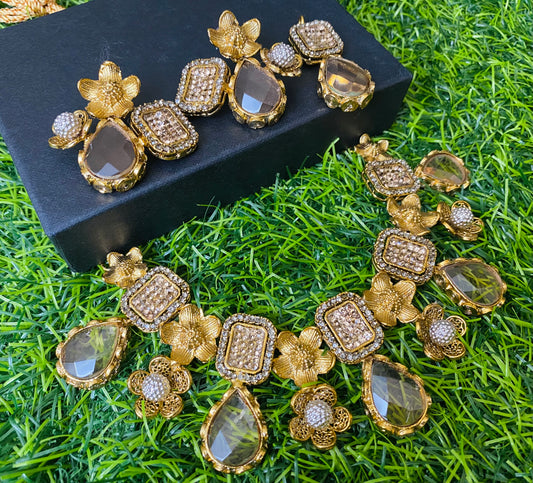 Necklace set