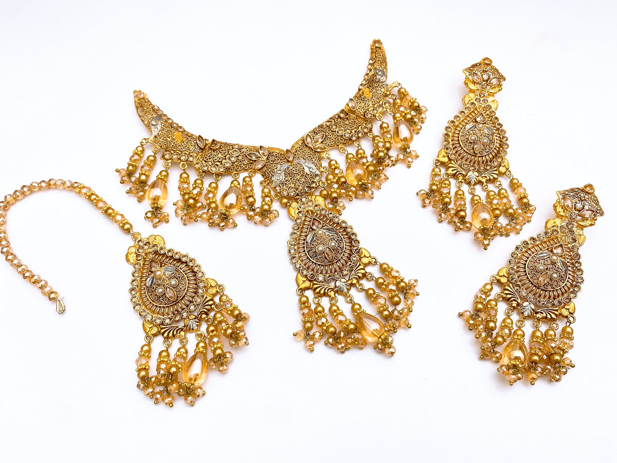 Necklace set