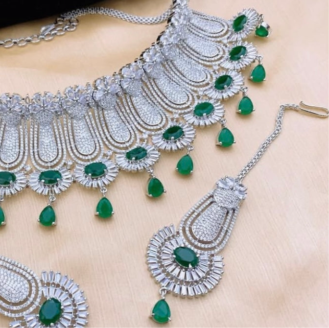 Necklace set