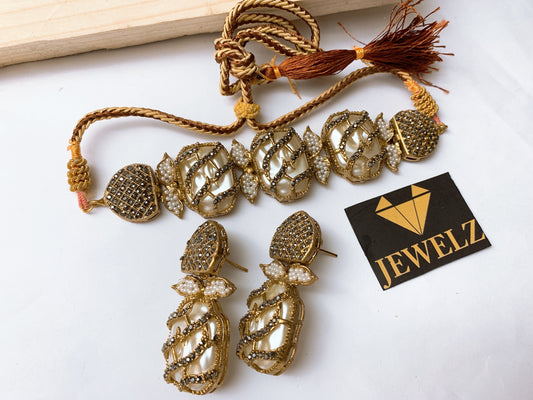 Necklace set