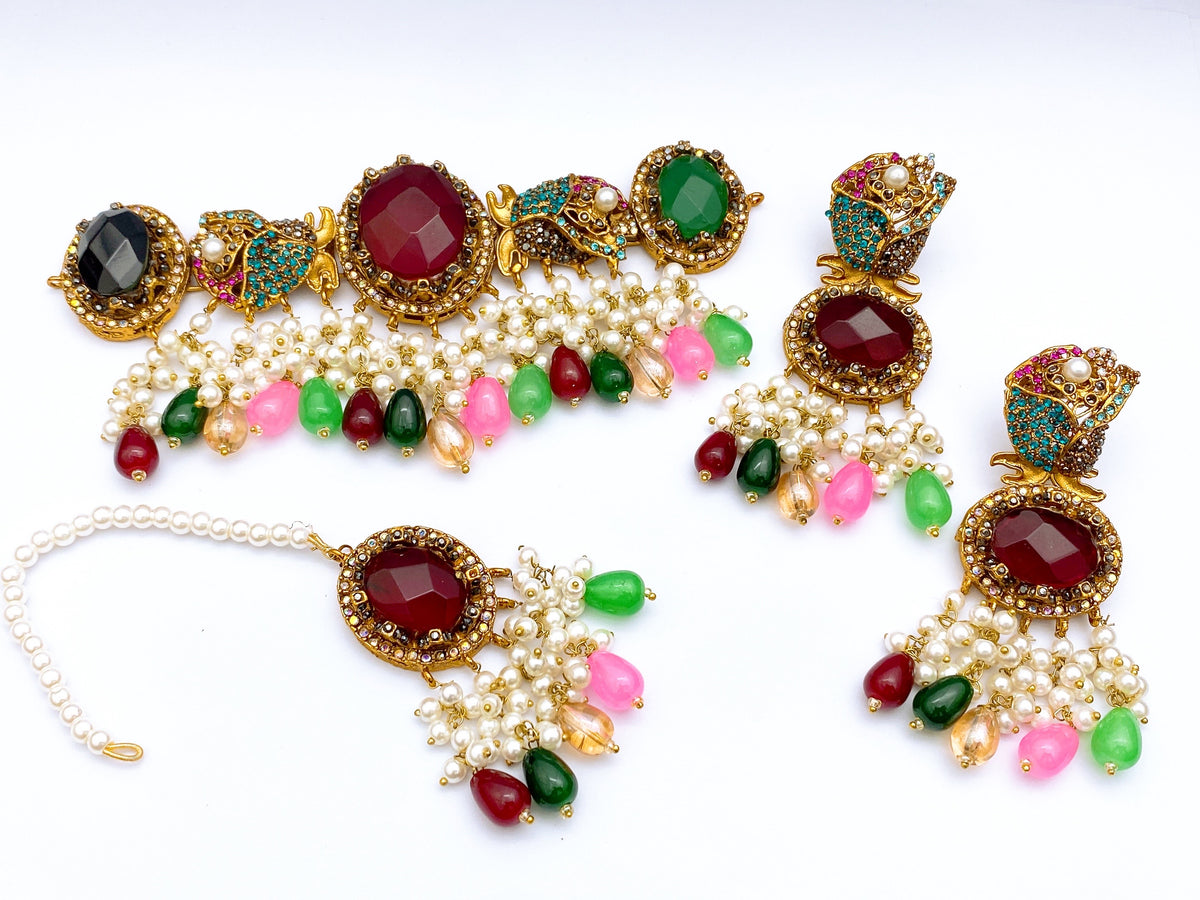 Choker set