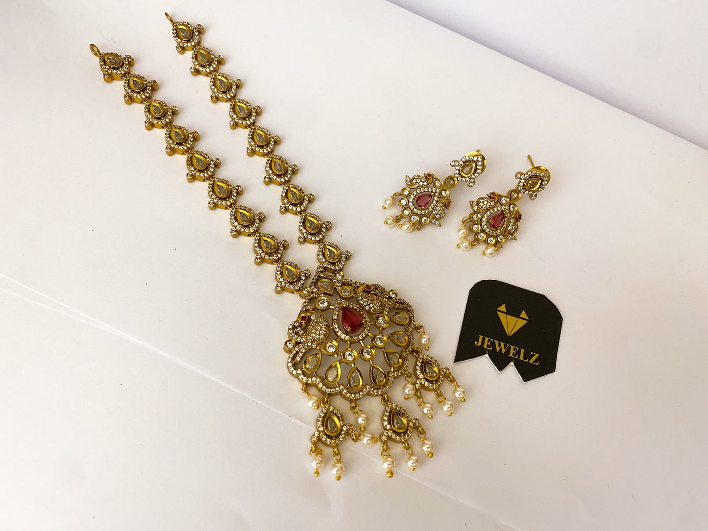 Necklace set