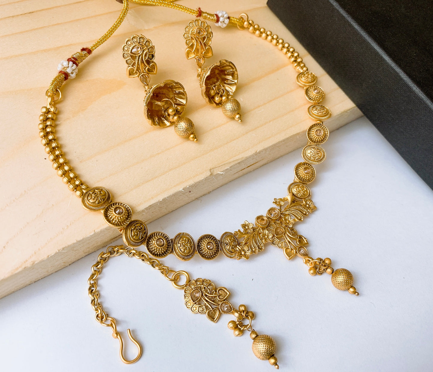 Necklace set
