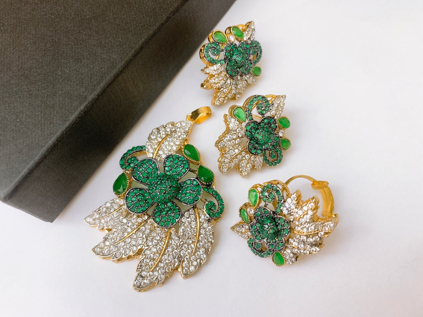 Locket set