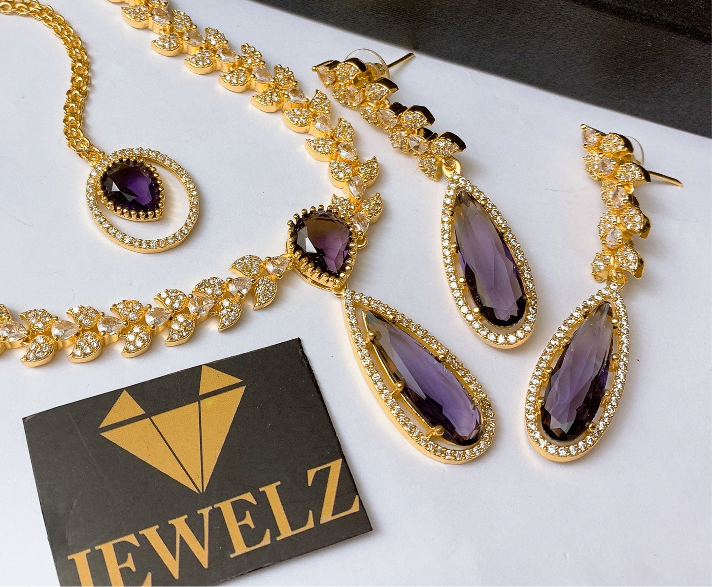Necklace set