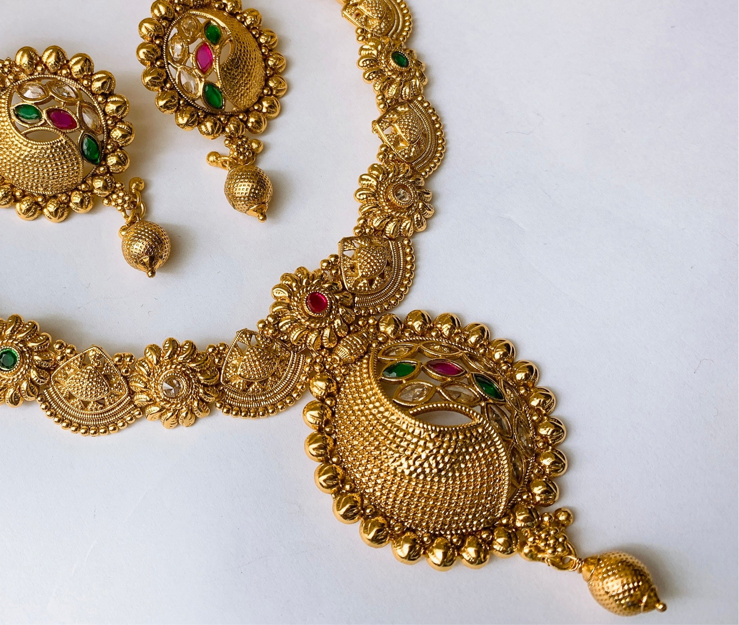 Necklace set