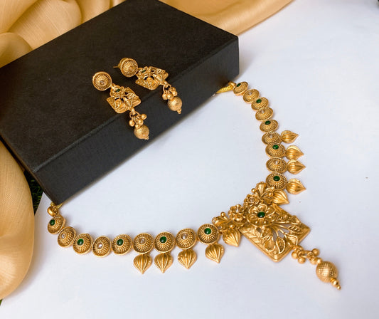 Necklace set