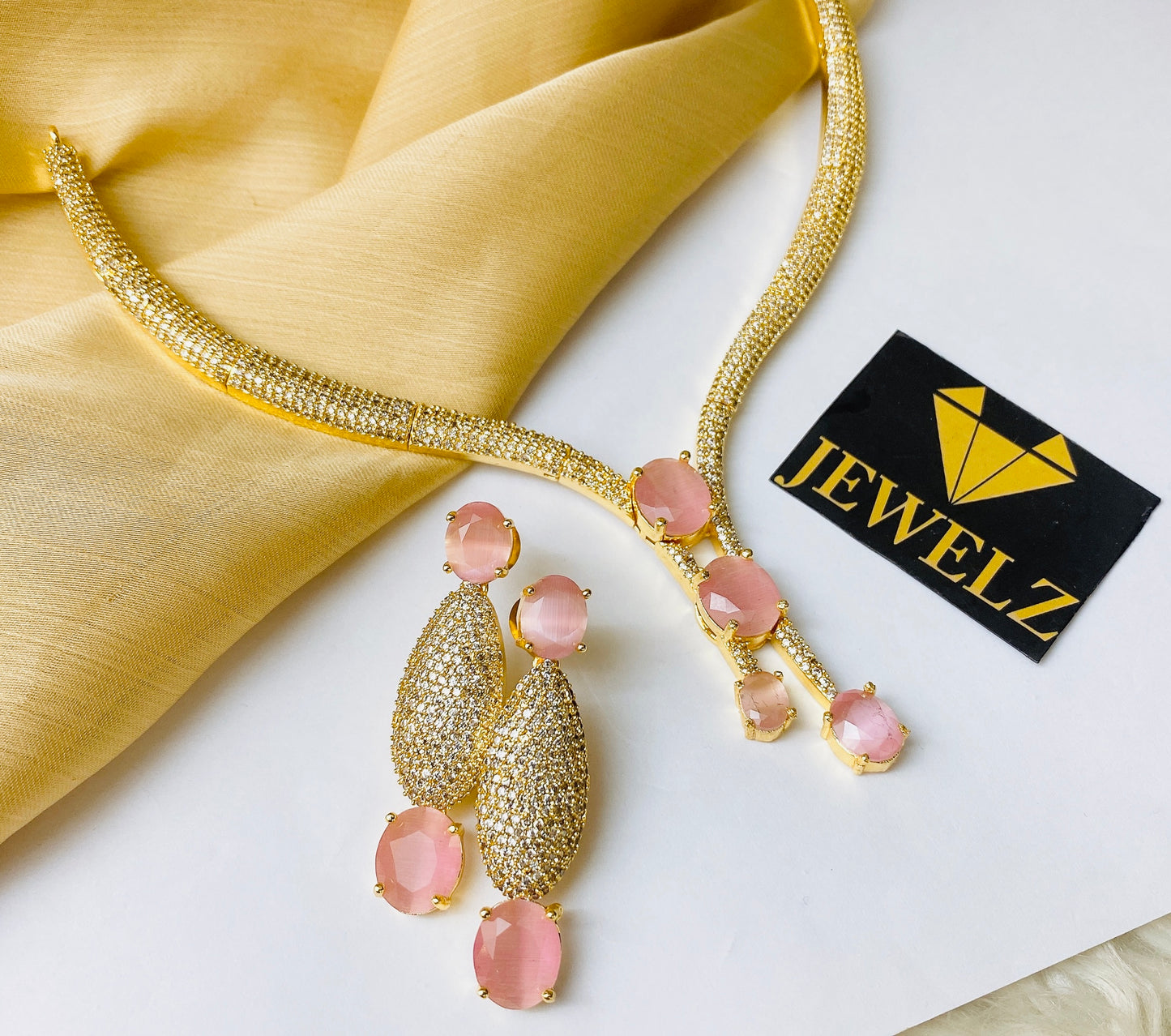 Necklace set