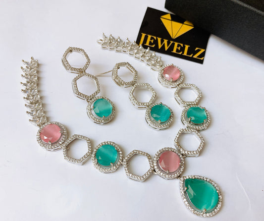 Necklace set