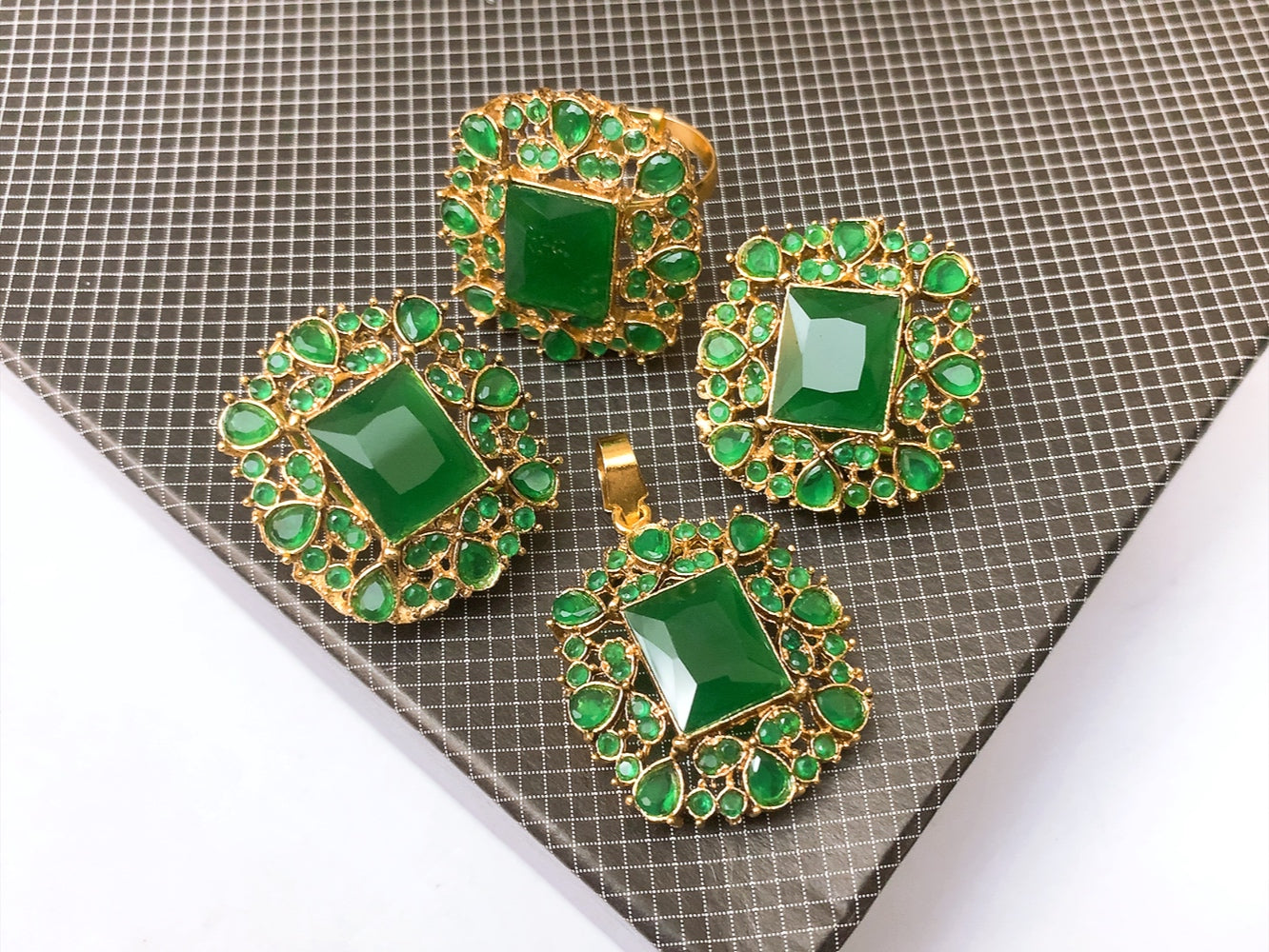 Locket set