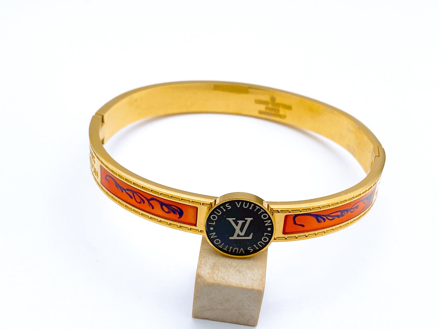 Hand Cuff