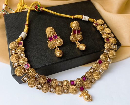 Necklace set