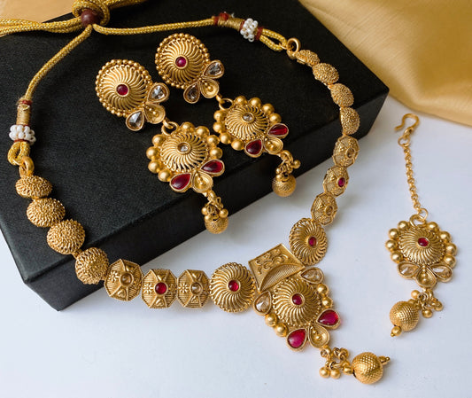 Necklace set