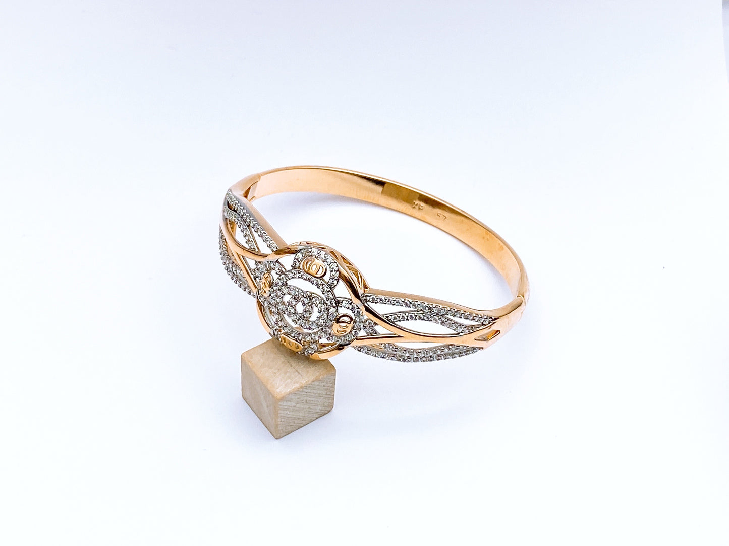 Hand Cuff