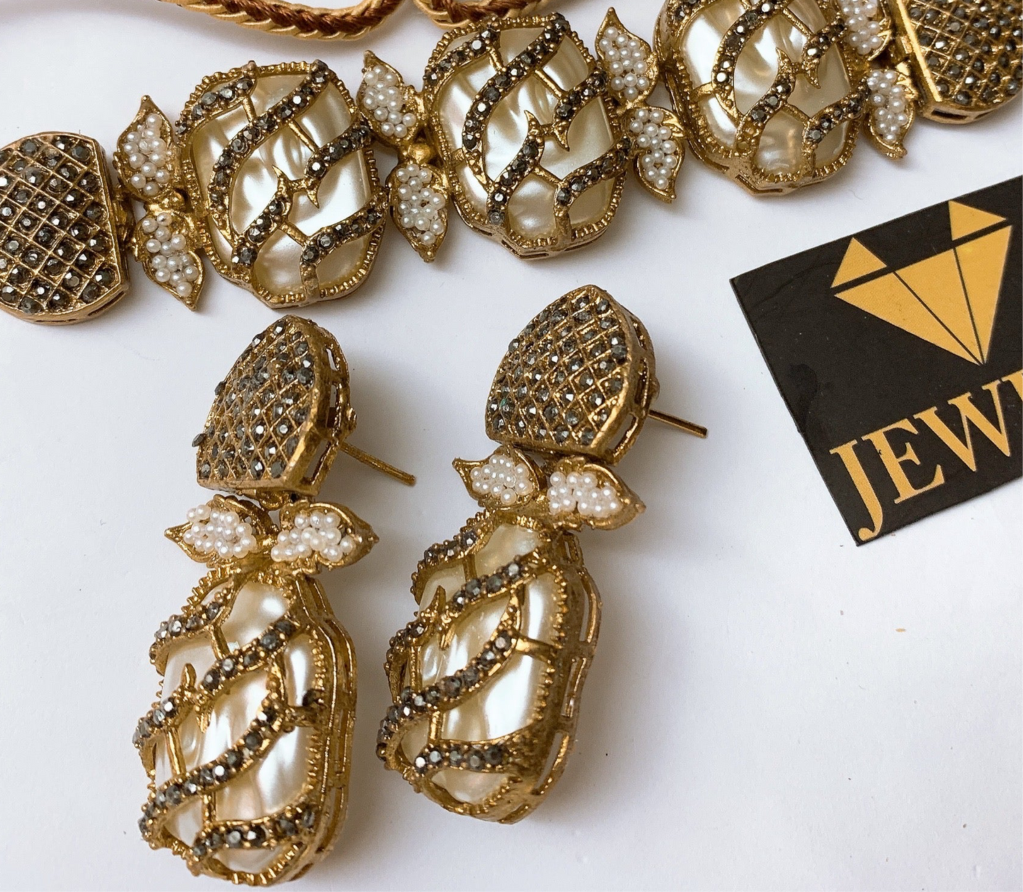 Necklace set