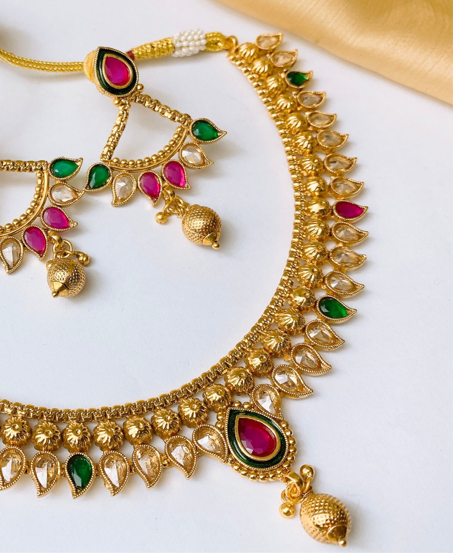 Necklace set