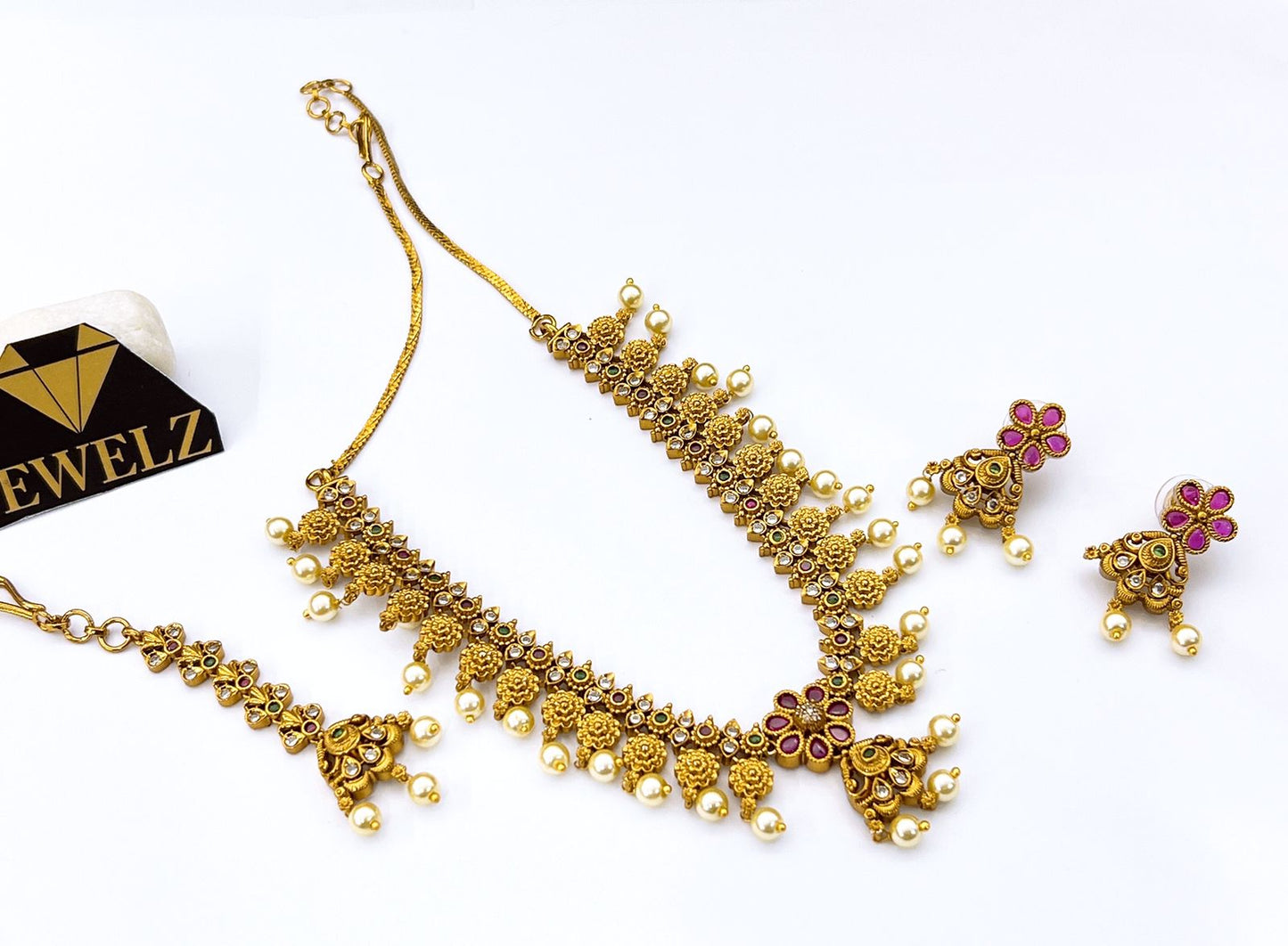 Necklace Set